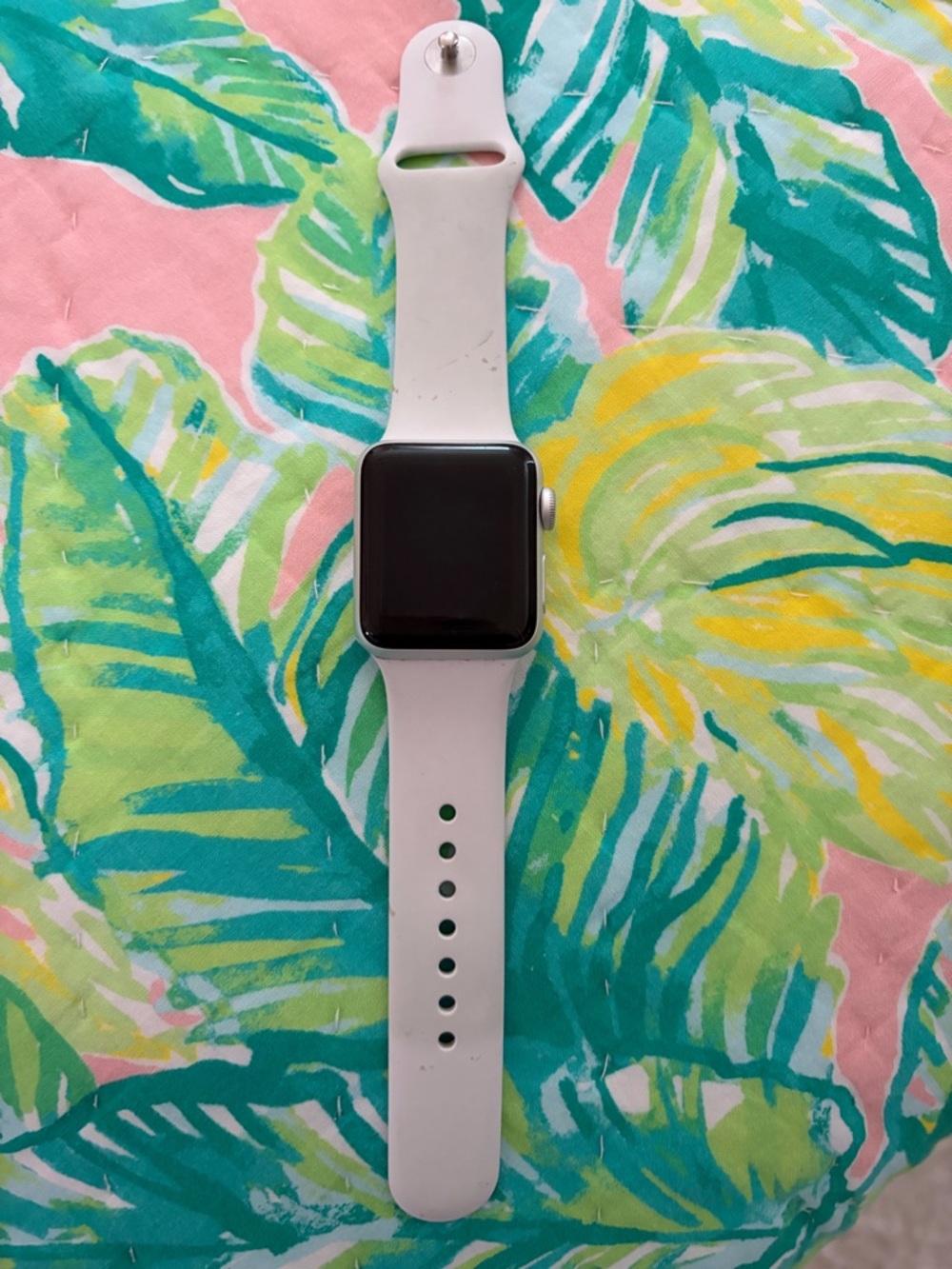 Apple White Silicone Smartwatch with Square Display